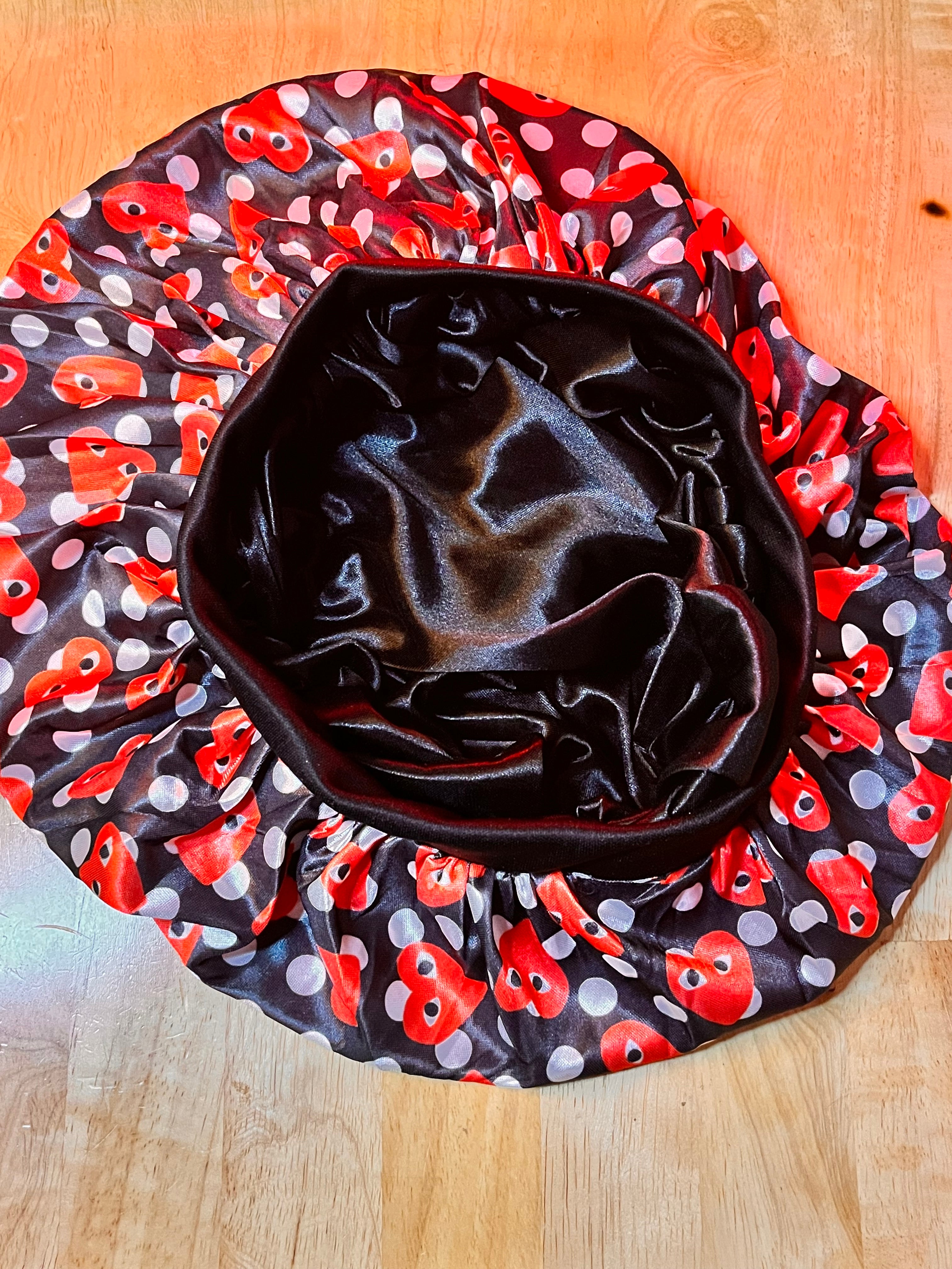 Spotted Heart Bonnet