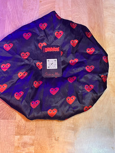 Red heart bonnet